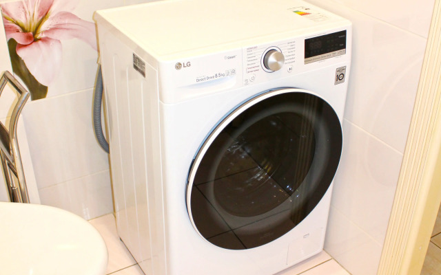Dvukhkomnatnye apartamenty s dzhakuzi Flat