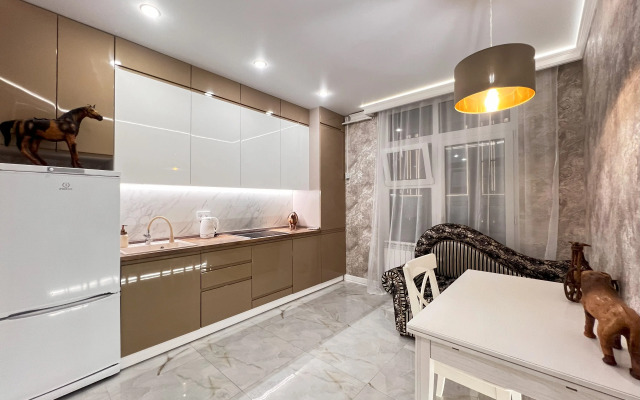 V Tsentre Goroda Flat
