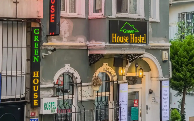 Taksim Green House Hostel