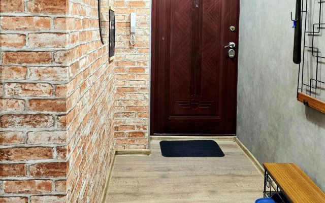 Апартаменты на Наугорском Шоссе 21