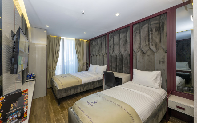 Heaven Premium Airport Hotel