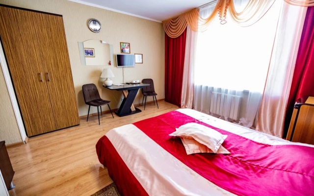 Отель На Вайнера