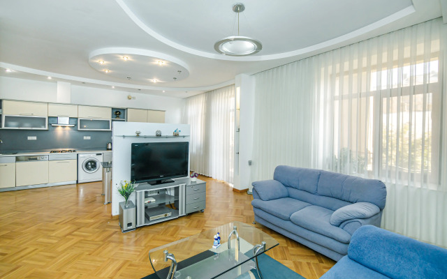 Stella Luxury Apartment in Nizami Street, Apartments
