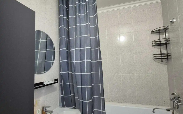 Квартира Двухкомнатная на Шаталова