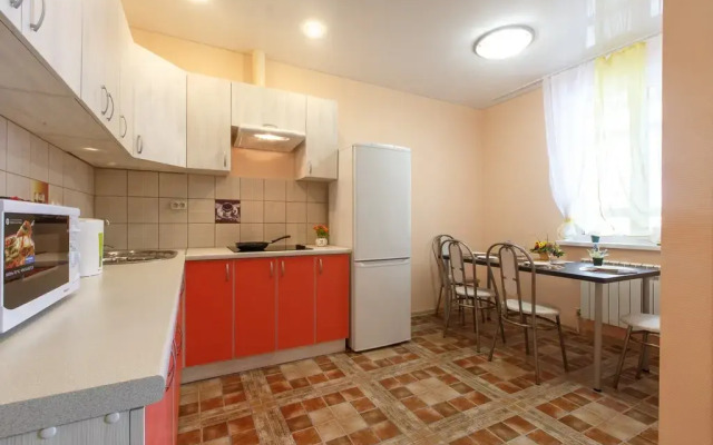 Квартира от компании Хоум Отель на Луначарского, 5