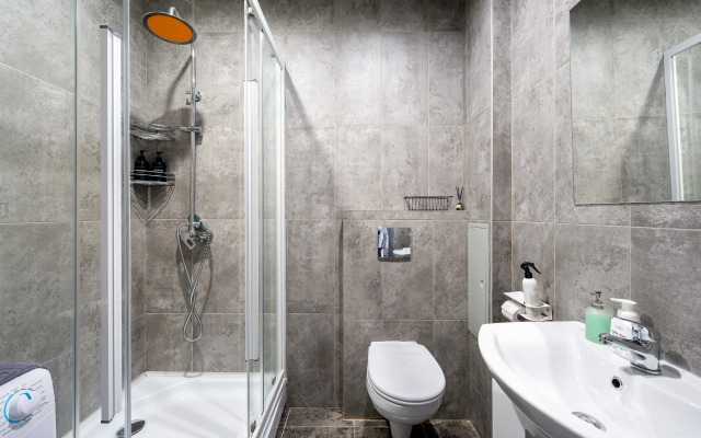 V Apart-Otele Odoevskij 17 Apartments