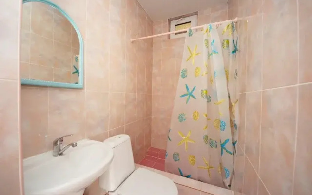 EdiRoz na Kryimskoy Guest House