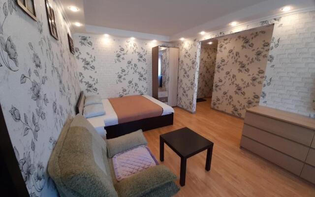 Апартаменты Марата 20