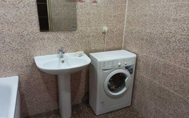 Апартаменты КвартОтель на М.Горького 85Б 12