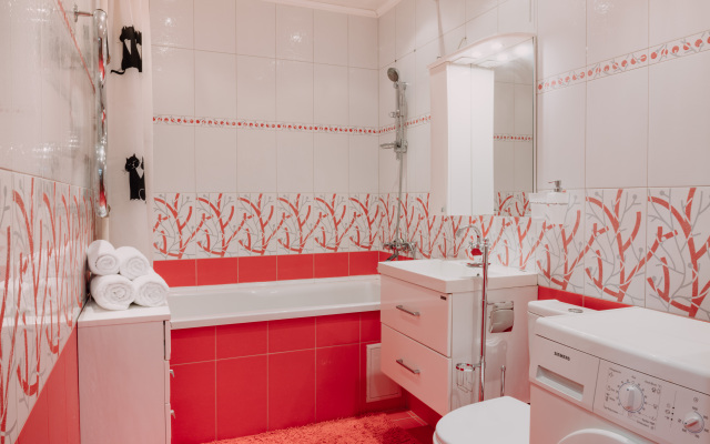 V yarkom tsvete rayon Sovetskiy Apartments