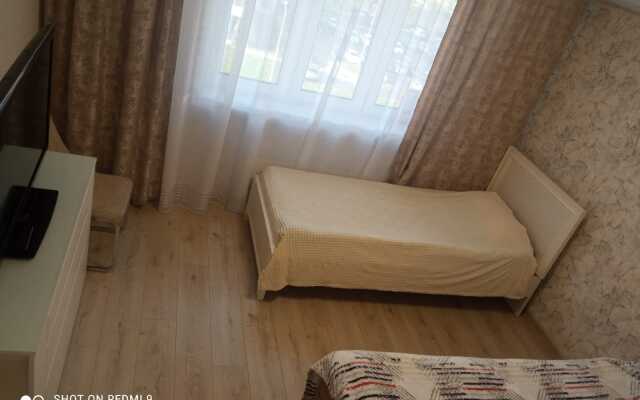 Yarkiy Apartment