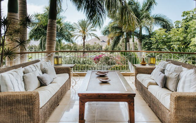Luxury King Villa Apartments