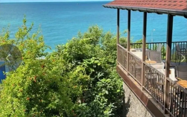 Dezhavyu Guest house
