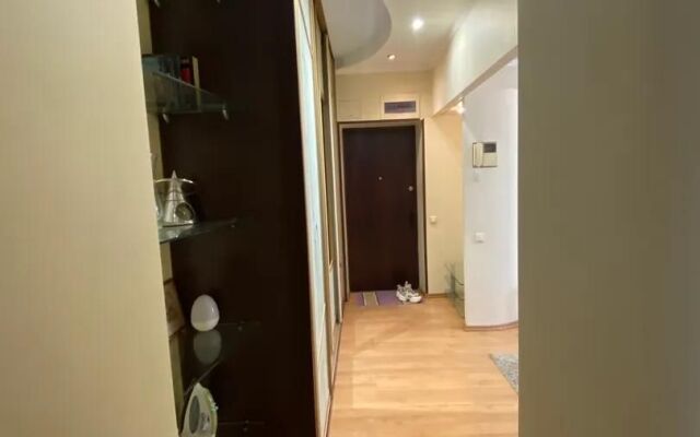 Апартаменты на Пологой Улице 31