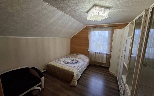 Частный дом в деревне