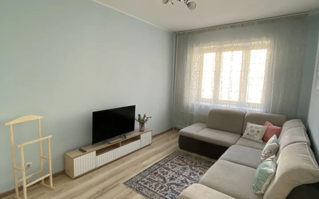 Квартира Просторная, уютная двухкомнатная