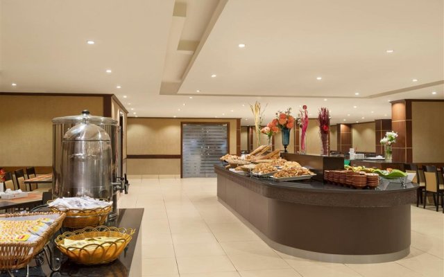 Ramada Dar Al Fayzeen Makkah Hotel