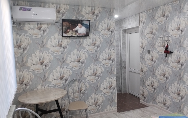 Nadezhda Living Quarters
