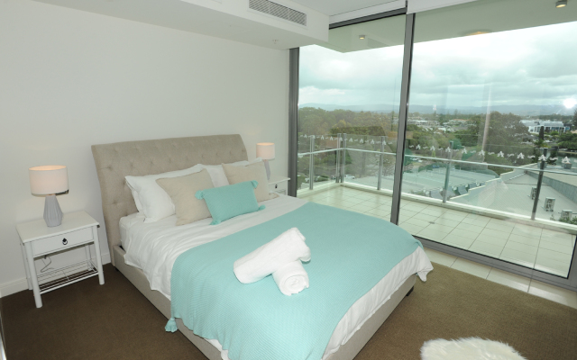 Modern Apartment with Resort Style Living Surfers Paradise