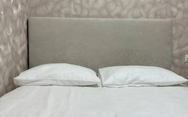 12 Dizaynerskaya V Zhk Raz Dva Tri Flat