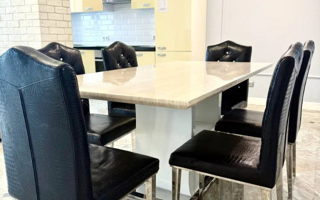 Апартаменты VipHouse Верхнеторговая Площадь