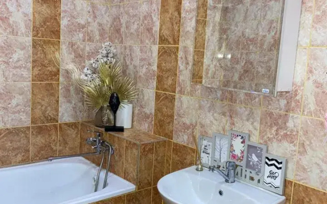 Dvushka Prostornaya Flat