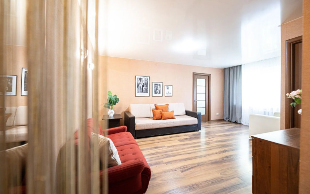 5 Zvezd Na Entuziastov Apartments