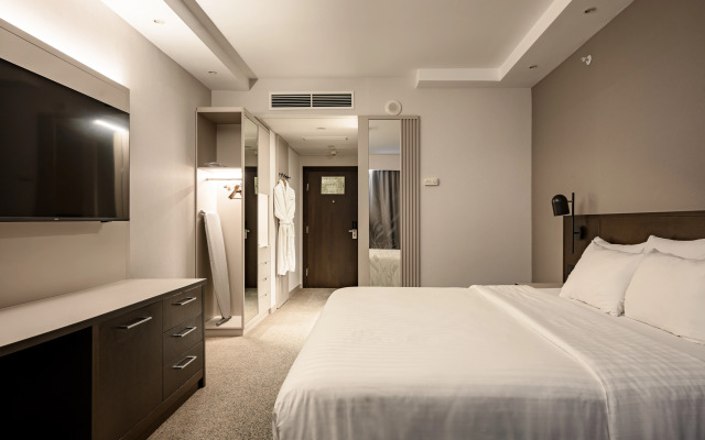 Отель Cort Inn Казань Кремль (ex Courtyard by Marriott)