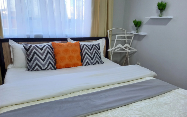 Zvyozdnoye Trio Flat