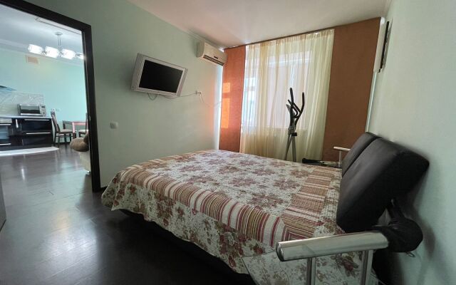 Квартира на Ямашева 102а