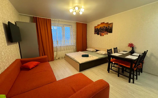 Na Ulitse Kuryzhova 16 Flat