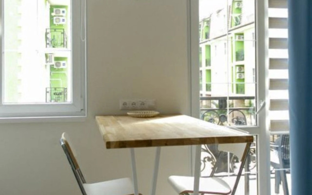 V Novom Zhk Art Layt Siti Apartments