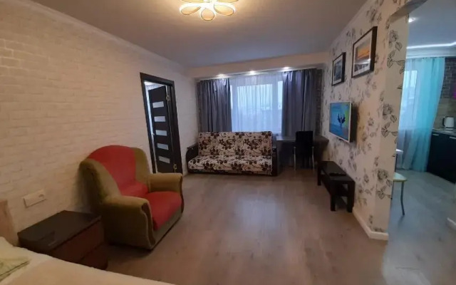 Квартира двухкомнатная рядом с ТРК Мурманск Молл