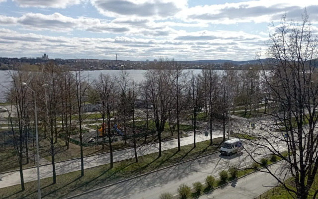 Квартира Двухкомнатная ISTOMA на центральной набережной