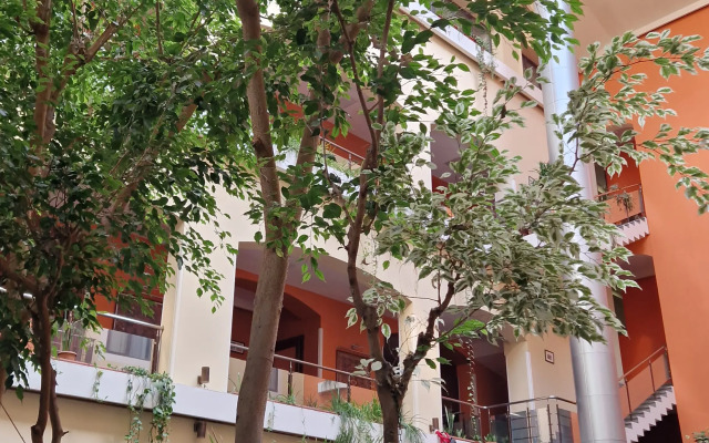 Ararat Hotel