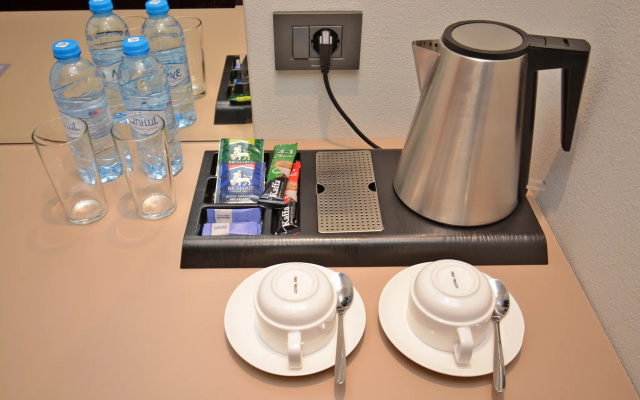 Отель BM Avenue Hotel