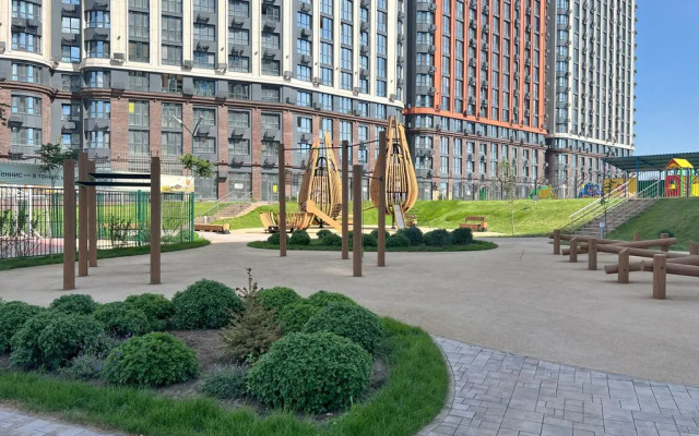 V Tsentre Goroda V Zhk Levoberezhye Flat