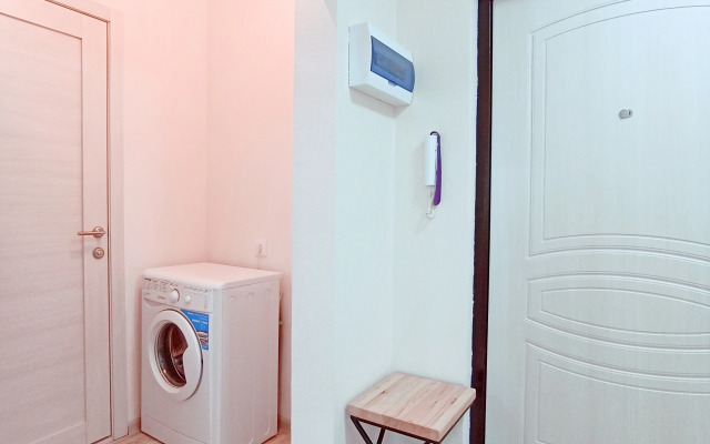 Na Ulitse Akademika Makeeva 20 Flat