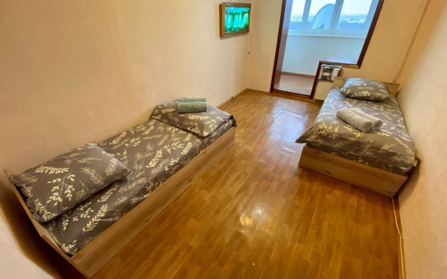 Tryohkomnatnaya v Kalinince Flat