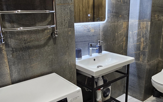 Yevrodvushka Na Ulitse Polkovnika Fesyuna 20 Flat