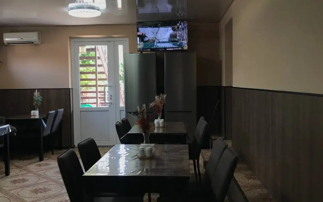 Maryyam Hotel