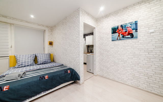 Na Ulitse Malaya Filevskaya Flat