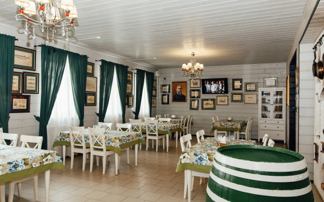 Hotel Rostovskiy