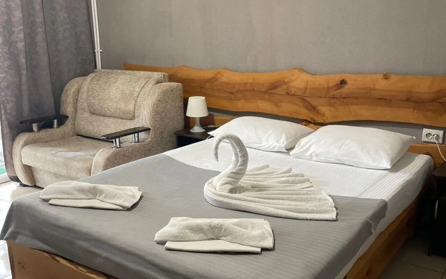 Semeyny Guest House