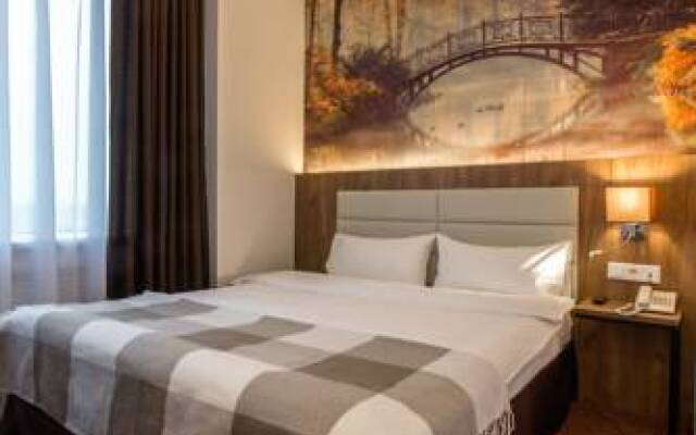ZONT Hotel Group Sunflower Hotel