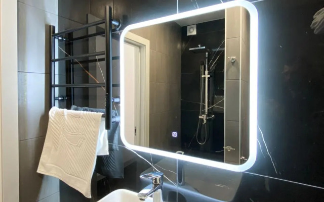 Апартаменты с кроватью и панорамными окнами, с 13 по 15 этаж