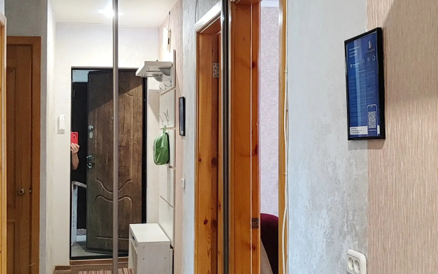 Den I Noch U Zebry Flat