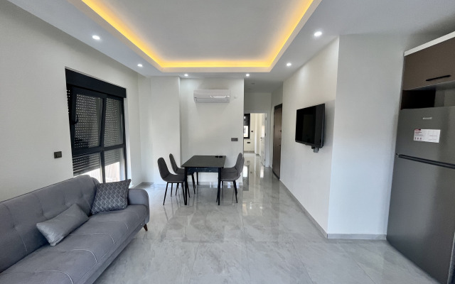 New Apartment By Cleopatra Apartments