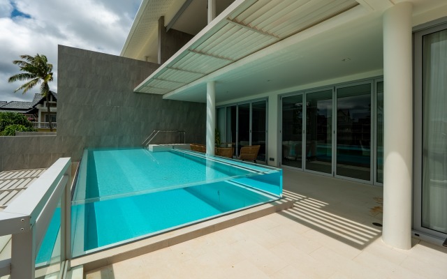 Prekrasnye Apartamenty s Basseynom v Laguna Phuket