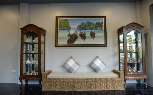 The Scene Cliff View Villas Hotel
